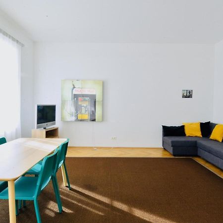 Vintage-Apartment Close To Karlsplatz Il Vienna Exterior photo
